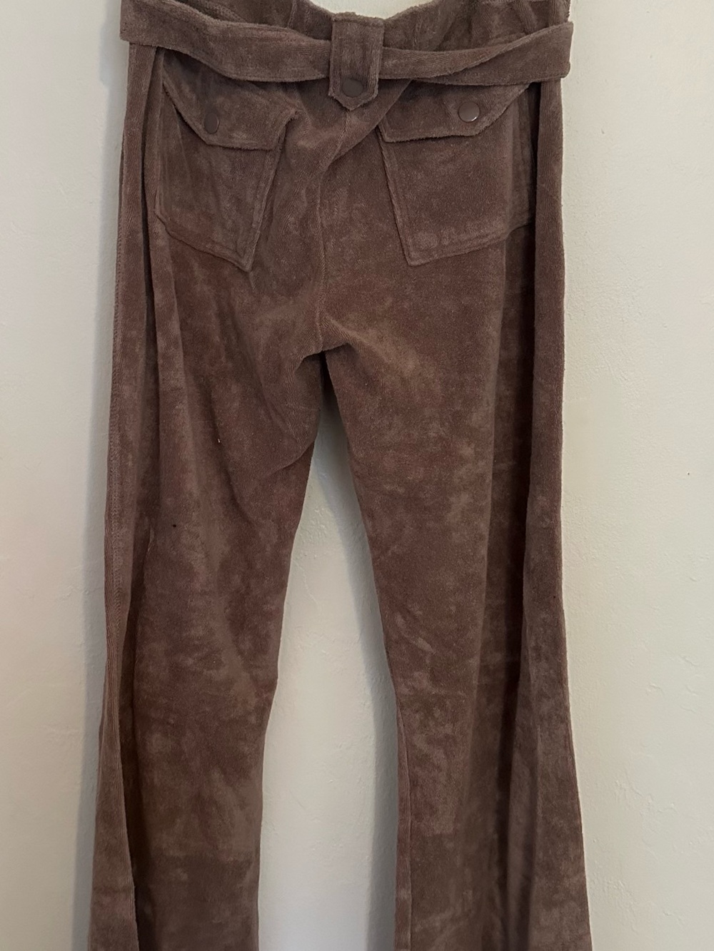 Y2K JUICY COUTURE Soft Plush Brown Lounge Pants with Tie Waist - Picture 3 of 5